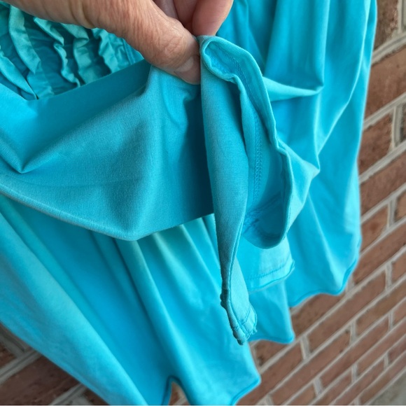 Beautiful blue comfy ladies top. Size 18/20 -add some color to your wardrobe - Picture 7 of 8